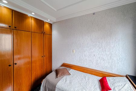 Apartamento à venda com 107m², 4 quartos e 2 vagasQuarto 2