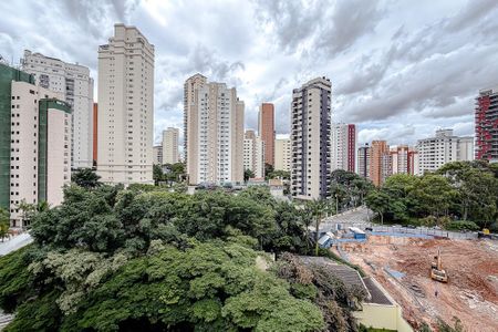 Apartamento à venda com 107m², 4 quartos e 2 vagasVista da Varanda