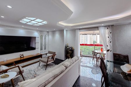 Apartamento à venda com 107m², 4 quartos e 2 vagasSala