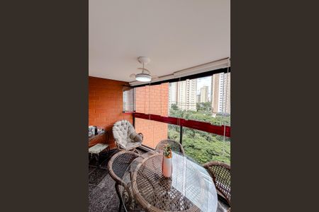 Apartamento à venda com 107m², 4 quartos e 2 vagasVaranda da Sala