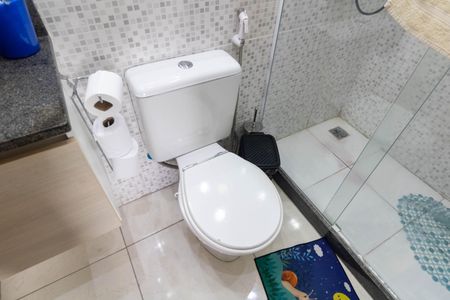 Casa para alugar com 150m², 2 quartos e 2 vagasBanheiro do Quarto 1