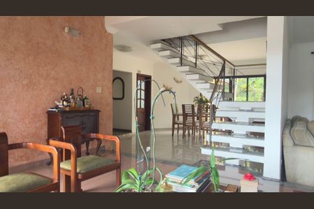 Casa à venda com 1 quarto, 380m² em Adalgisa, São Paulo