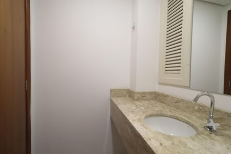 Apartamento para alugar com 129m², 3 quartos e 2 vagasLavabo