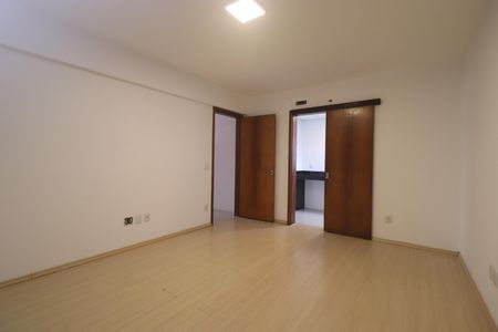 Apartamento para alugar com 129m², 3 quartos e 2 vagasSuíte