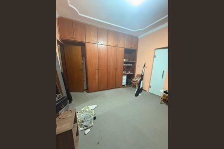 Casa à venda com 4 quartos, 260m² em Camargos, Belo Horizonte
