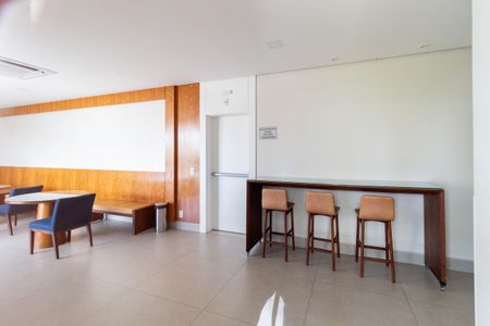 Apartamento à venda com 119m², 3 quartos e 2 vagas Apartamento à venda com 119m², 3 quartos e 2 vagasSalão de Festas