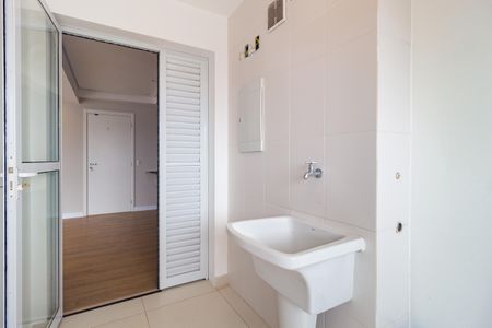 Apartamento à venda com 119m², 3 quartos e 2 vagas Apartamento à venda com 119m², 3 quartos e 2 vagasÁrea de Serviço