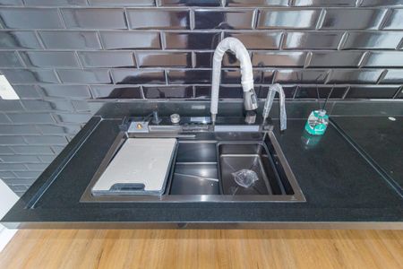 Apartamento à venda com 119m², 3 quartos e 2 vagas Apartamento à venda com 119m², 3 quartos e 2 vagasDetalhe - Cozinha