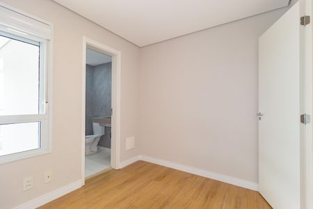 Apartamento à venda com 119m², 3 quartos e 2 vagas Apartamento à venda com 119m², 3 quartos e 2 vagasSuíte 1