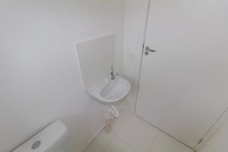 Apartamento para alugar com 43m², 2 quartos e sem vaga Apartamento para alugar com 43m², 2 quartos e sem vagaBanheiro
