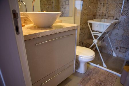 Apartamento para alugar com 82m², 2 quartos e 2 vagas Apartamento para alugar com 82m², 2 quartos e 2 vagasBanheiro Social