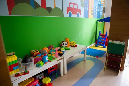 Apartamento para alugar com 82m², 2 quartos e 2 vagas Apartamento para alugar com 82m², 2 quartos e 2 vagasÁrea comum - Brinquedoteca