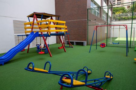 Apartamento para alugar com 82m², 2 quartos e 2 vagas Apartamento para alugar com 82m², 2 quartos e 2 vagasÁrea comum - Brinquedoteca