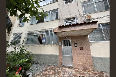 Apartamento à venda com 2m², 3 quartos e 1 vagaFachada + plaquinha