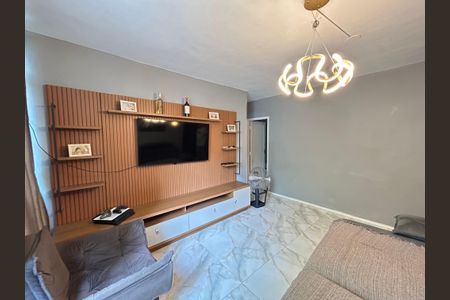 Sala de apartamento à venda com 3 quartos, 2m² em Del Castilho, Rio de Janeiro