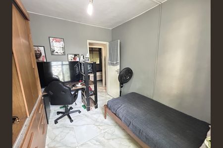 Apartamento à venda com 2m², 3 quartos e 1 vagaQuarto 1