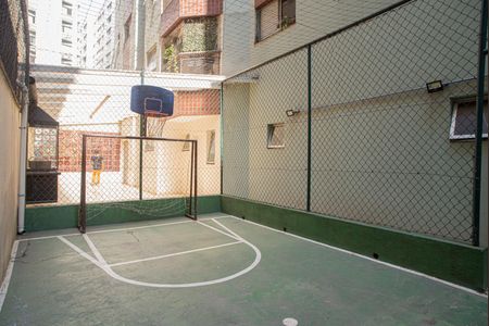 Apartamento à venda com 145m², 3 quartos e 2 vagas Apartamento à venda com 145m², 3 quartos e 2 vagasÁrea comum - Quadra