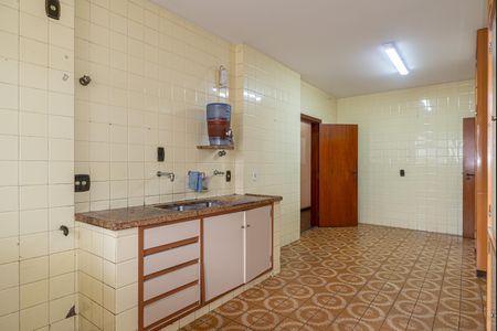Apartamento à venda com 145m², 3 quartos e 2 vagas Apartamento à venda com 145m², 3 quartos e 2 vagasCozinha