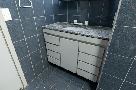 Apartamento à venda com 145m², 3 quartos e 2 vagas Apartamento à venda com 145m², 3 quartos e 2 vagasBanheiro da Suíte