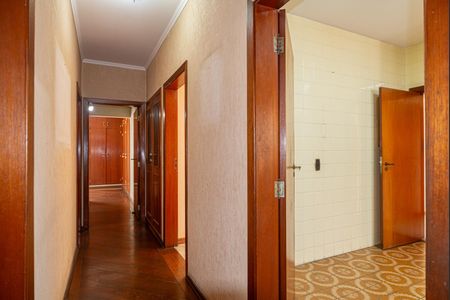Apartamento à venda com 145m², 3 quartos e 2 vagas Apartamento à venda com 145m², 3 quartos e 2 vagasCorredor dos Quartos