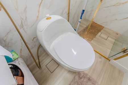 Apartamento à venda com 60m², 2 quartos e 1 vaga Apartamento à venda com 60m², 2 quartos e 1 vagaBanheiro da Suíte 1