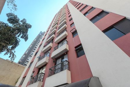 Apartamento à venda com 60m², 2 quartos e 1 vaga Apartamento à venda com 60m², 2 quartos e 1 vagaFachada