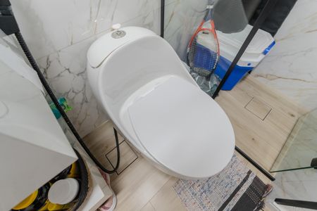 Apartamento à venda com 60m², 2 quartos e 1 vaga Apartamento à venda com 60m², 2 quartos e 1 vagaBanheiro