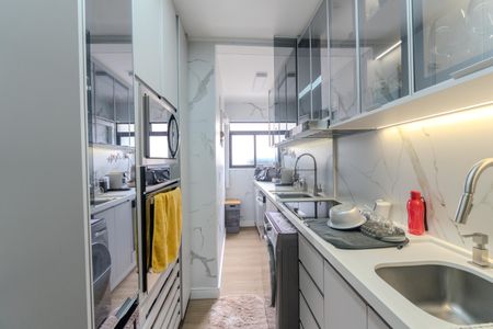 Apartamento à venda com 60m², 2 quartos e 1 vaga Apartamento à venda com 60m², 2 quartos e 1 vagaCozinha e Área de Serviço