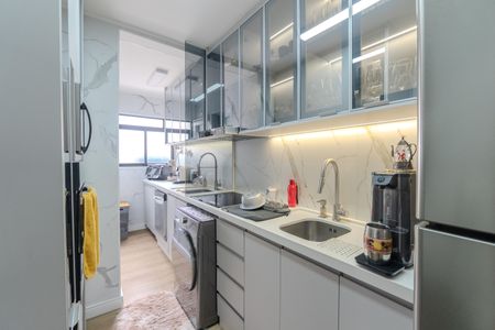 Apartamento à venda com 60m², 2 quartos e 1 vaga Apartamento à venda com 60m², 2 quartos e 1 vagaCozinha e Área de Serviço
