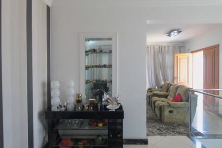 Casa à venda com 415m², 5 quartos e 4 vagasSala de Leitura