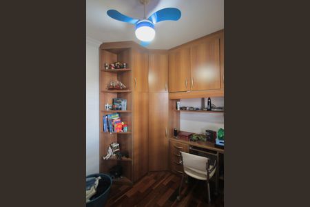 Casa à venda com 415m², 5 quartos e 4 vagasQuarto 3