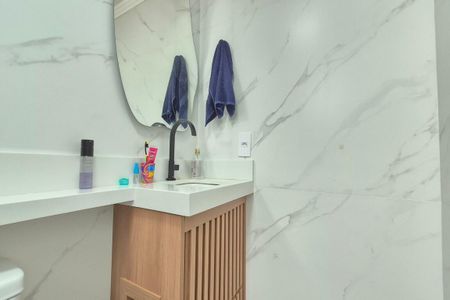 Apartamento à venda com 70m², 3 quartos e 2 vagas Apartamento à venda com 70m², 3 quartos e 2 vagasBanheiro