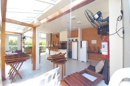 Apartamento à venda com 70m², 3 quartos e 2 vagas Apartamento à venda com 70m², 3 quartos e 2 vagasÁrea comum - Churrasqueira