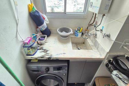 Apartamento à venda com 70m², 3 quartos e 2 vagas Apartamento à venda com 70m², 3 quartos e 2 vagasÁrea de Serviço