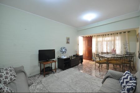 Casa à venda com 110m², 2 quartos e 1 vagaSala