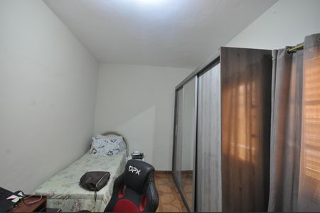 Casa à venda com 110m², 2 quartos e 1 vagaQuarto 2