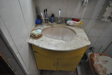 Casa à venda com 110m², 2 quartos e 1 vagaBanheiro Social