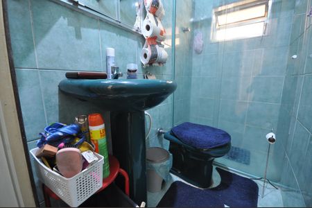 Casa à venda com 110m², 2 quartos e 1 vagaBanheiro do Quarto Suíte