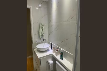 Apartamento à venda com 2 quartos, 47m² em Quitaúna, Osasco