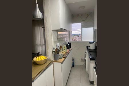 Apartamento à venda com 2 quartos, 47m² em Quitaúna, Osasco
