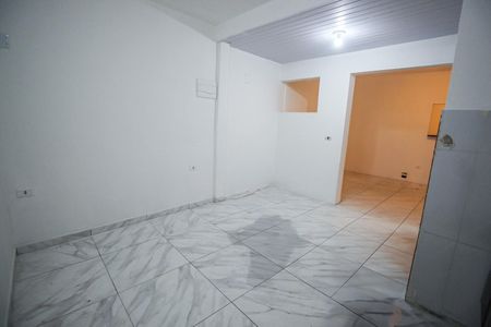 Cozinha de casa para alugar com 1 quarto, 66m² em Jardim Record, Taboão da Serra