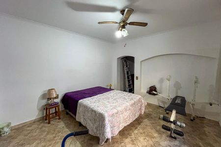 Casa à venda com 418m², 5 quartos e 3 vagasQuarto 1