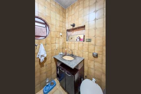 Casa à venda com 418m², 5 quartos e 3 vagasBanheiro