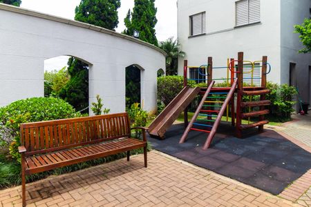 Apartamento para alugar com 55m², 2 quartos e 1 vaga Apartamento para alugar com 55m², 2 quartos e 1 vagaÁrea comum - Playground