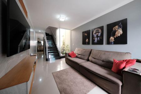 Sala de casa para alugar com 3 quartos, 170m² em Cidade Antônio Estêvão de Carvalho, São Paulo