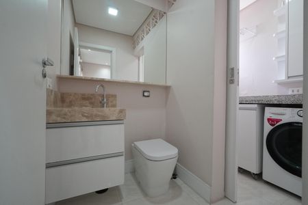 Apartamento à venda com 93m², 2 quartos e sem vagaLavabo