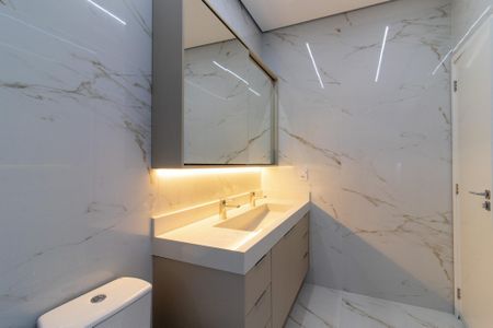 Casa de condomínio à venda com 271m², 4 quartos e 4 vagasBanheiro da Suíte 1