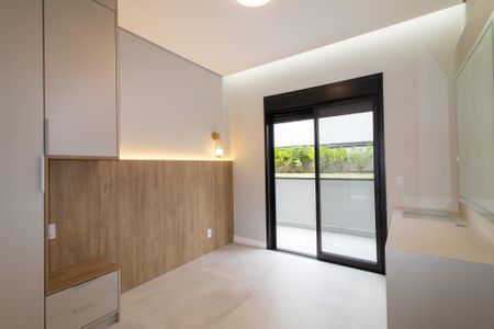 Casa de condomínio à venda com 271m², 4 quartos e 4 vagasSuite 2