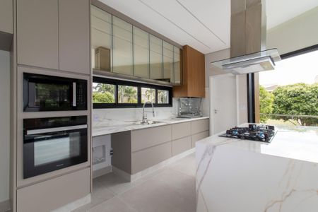 Casa de condomínio à venda com 271m², 4 quartos e 4 vagasCozinha