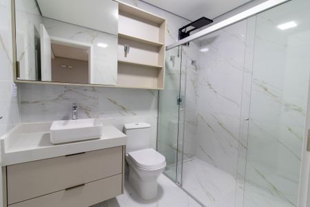 Casa de condomínio à venda com 271m², 4 quartos e 4 vagasBanheiro da Suíte 4